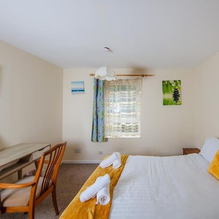Fab Arthur Seat Views, Old Town Apartment Единбург Екстериор снимка