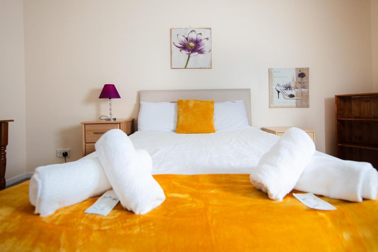 Fab Arthur Seat Views, Old Town Apartment Единбург Екстериор снимка